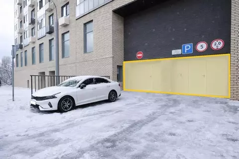 Гараж в Москва Давыдковская ул., 10 (21 м)