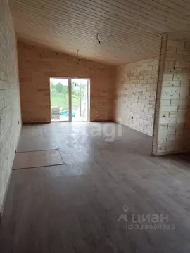 Дом в Ленинградская область, Волосовский район, д. Клопицы 74 (93 м)