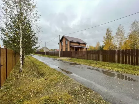 Участок в Москва д. Ерино, ул. Молодежная (9.0 сот.)