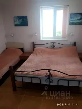 Дом в Крым, Сакский район, Штормовское с/пос, Ветеран кп ул. Парковая, ...