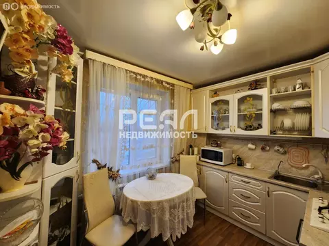 3-комнатная квартира: Гатчина, улица Авиатриссы Зверевой, 1/8 (72.8 м)