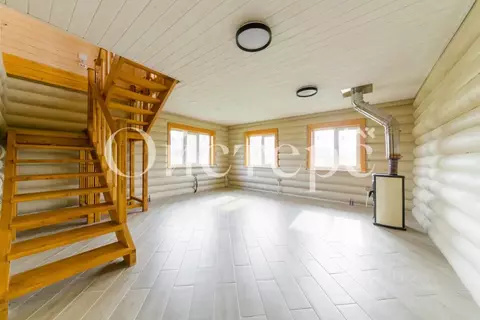 Дом в Ленинградская область, Лужский район, Заклинское с/пос, д. ...