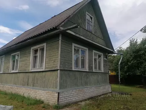 Дом в Ленинградская область, Лужский район, Заклинское с/пос, ...