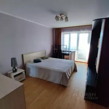 3-к кв. Хабаровский край, Хабаровск ул. Калинина, 123 (70.0 м)