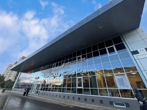 Помещение свободного назначения в Санкт-Петербург просп. Испытателей, ...