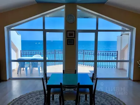 2-к кв. Крым, Алушта ул. Восточная Набережная, 7 (80.0 м)