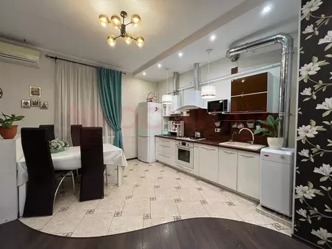 3-к кв. Ростовская область, Новочеркасск Цимлянский пер. (100.0 м)