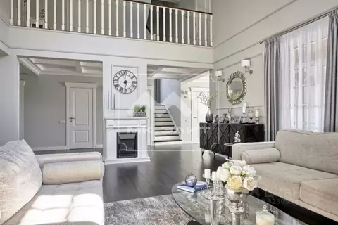 Дом в Ленинградская область, Всеволожский район, Бугровское городское ...