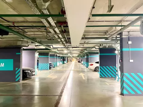 Гараж в Москва Копенгаген корпус, Метрополия жилой комплекс (15 м)