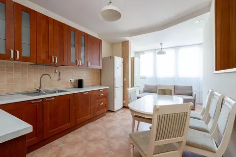 3-к кв. Москва Профсоюзная ул., 94К2 (110.0 м)