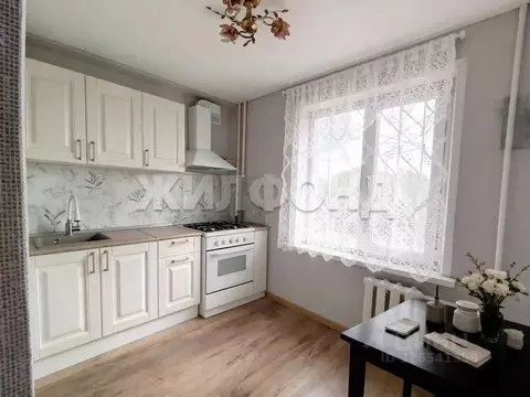 3-к кв. Алтайский край, Барнаул ул. Попова, 51 (53.6 м)
