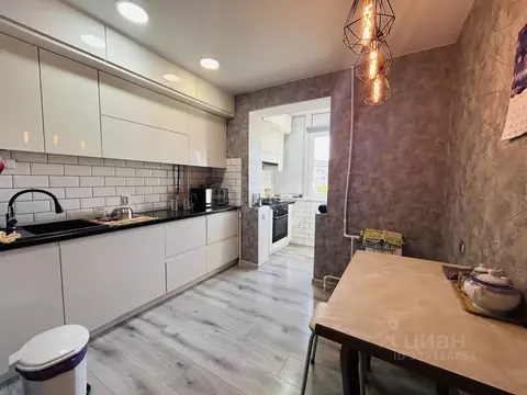 3-к кв. Краснодарский край, Темрюк ул. Калинина (62.2 м)