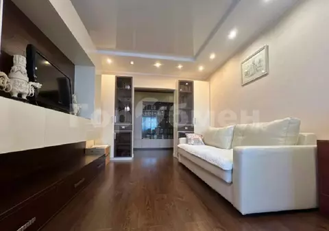 Продается 3-комнатная квартира