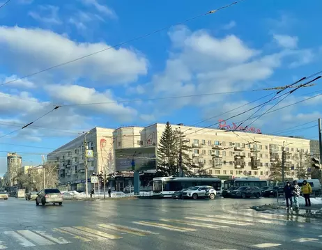 2-к кв. Омская область, Омск просп. Карла Маркса, 31 (42.0 м)