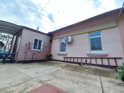 Коттедж в Краснодарский край, Гулькевичи Железнодорожная ул. (66 м)