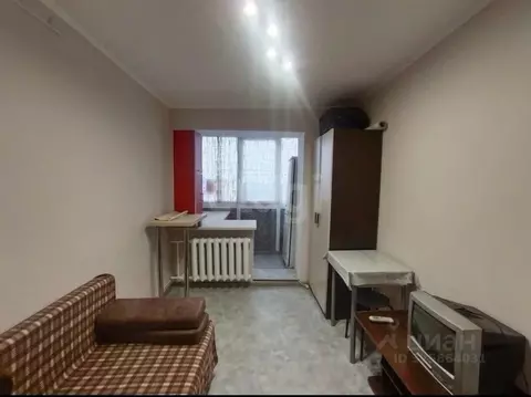 Студия Тюменская область, Тюмень ул. Республики, 241 (12.8 м)