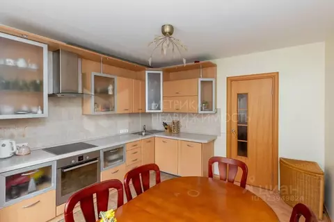 4-к кв. Тюменская область, Тюмень ул. 50 лет Октября, 30 (106.5 м)