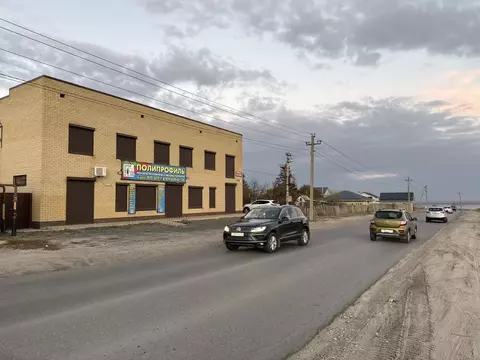 Торговая площадь в Волгоградская область, Волгоград Латошинская ул., ...