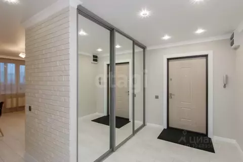 2-к кв. Тюменская область, Тюмень ул. Павла Шарова, 9к1 (67.7 м)