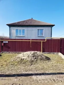Дом в Воронежская область, Павловский район, Елизаветовское с/пос, с. ...