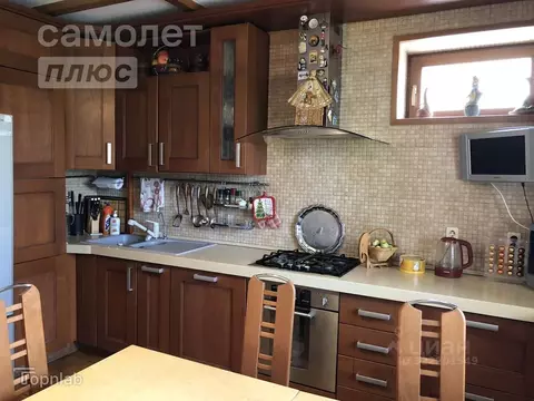 3-к кв. Астраханская область, Астрахань ул. Ахшарумова, 3 (100.0 м)