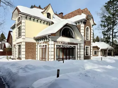 Дом в Московская область, Красногорск Опалиха мкр, Большевистская ул., ...