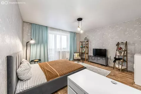 2-комнатная квартира: Челябинск, улица Братьев Кашириных, 76 (56.9 м)