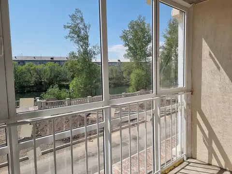 1-к кв. Хакасия, Абакан ул. Серебристая, 38/2 (38.0 м)