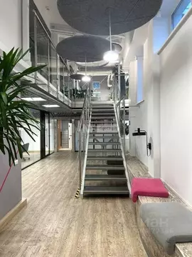 Офис в Санкт-Петербург Малая Морская ул., 18 (512 м)