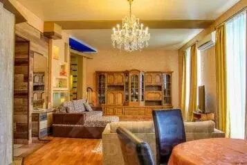 3-к кв. Севастополь ул. Большая Морская, 18 (110.0 м)