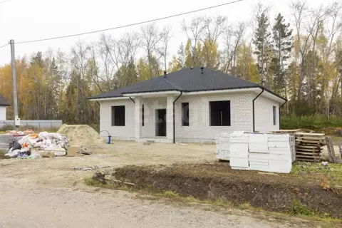 Дом в Тюменская область, Тюменский муниципальный округ, д. Ушакова, ...