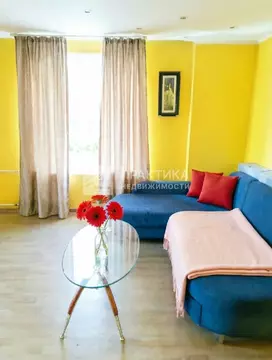 Продается 2-комнатная квартира