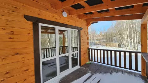 Дом в Иркутская область, Иркутский муниципальный округ, с. ...