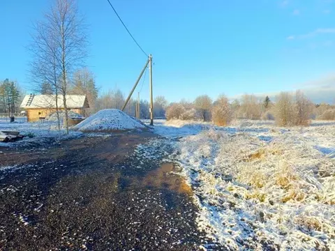 Участок в Ленинградская область, Выборгский район, Рощинское городское ...