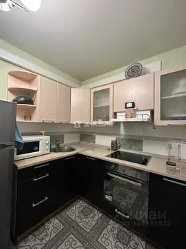 2-к кв. Волгоградская область, Волгоград ул. 8-й Воздушной Армии, 44 ...