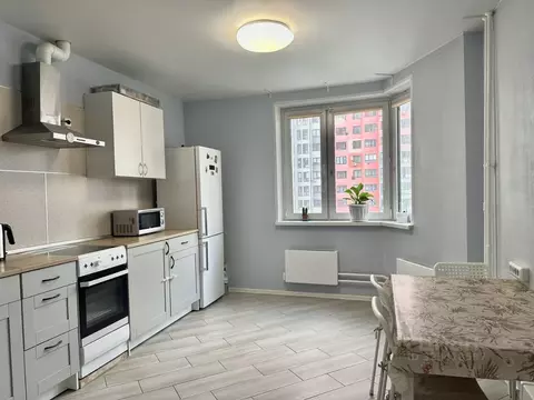 3-к кв. Московская область, Ленинский городской округ, Дрожжино пгт ш. ...