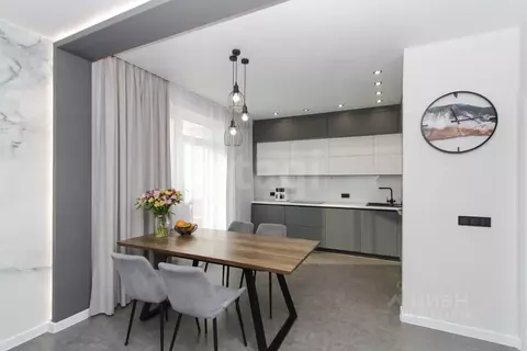 3-к кв. Тюменская область, Тюмень ул. Бакинских Комиссаров, 1 (75.1 м)