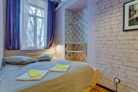 Комната Москва Малый Златоустинский пер., 2 (14.0 м)