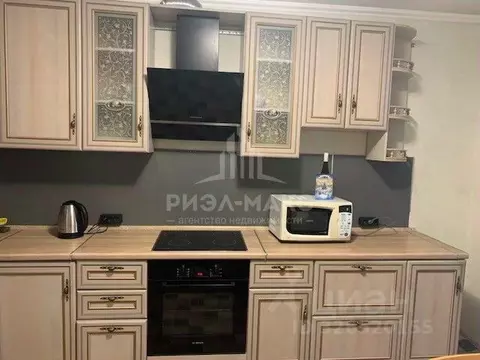 1-к кв. Брянская область, Брянск ул. Ромашина, 32 (52.6 м)