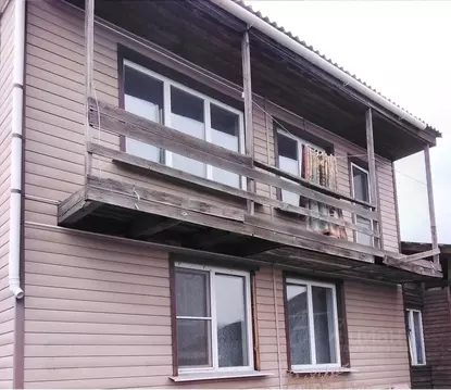 Дом в Забайкальский край, Чернышевск пгт ул. Аллея, 3 (100 м)