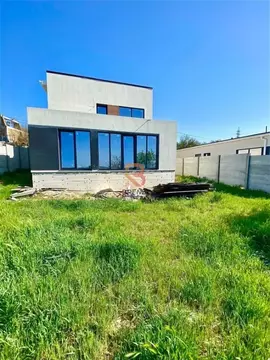 Дом в Севастополь, Севастополь, Инкерман г.  (150 м)