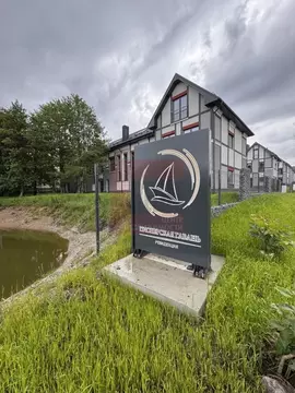 Таунхаус в Калининградская область, Пионерский Октябрьская ул., 10 ...