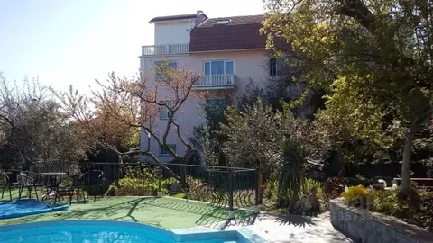 Дом в Крым, Ялта муниципальный округ, Массандра пгт ул. Туристская, 3 ...