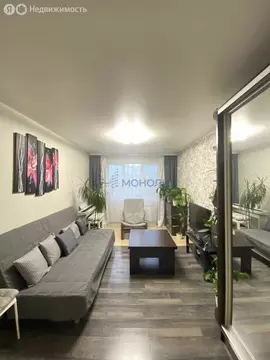 3-комнатная квартира: Дзержинск, проспект Циолковского, 100 (65 м)