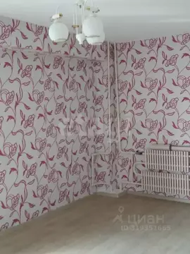 1-к кв. Иркутская область, Ангарск 17-й мкр, 1 (33.8 м)