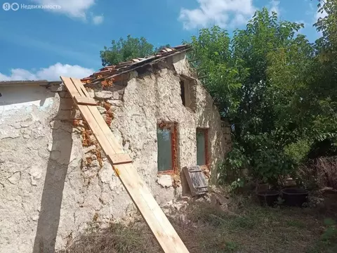 Дом в Белогорский район, Муромское сельское поселение, село Хлебное, ...