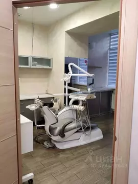 Помещение свободного назначения в Самарская область, Тольятти ул. ...