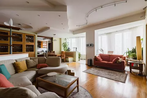 4-к кв. Москва ул. Крылатские Холмы, 47 (180.6 м)