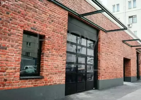 Помещение свободного назначения (588.9 м)