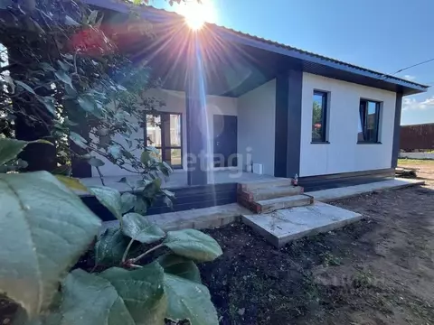 Дом в Башкортостан, с. Кармаскалы ул. Есенина (100 м)